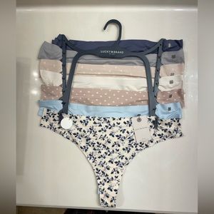 Lucky Brand| Thongs NWT